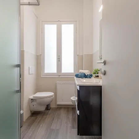 H11 Casa Meridiana Centro - アパート