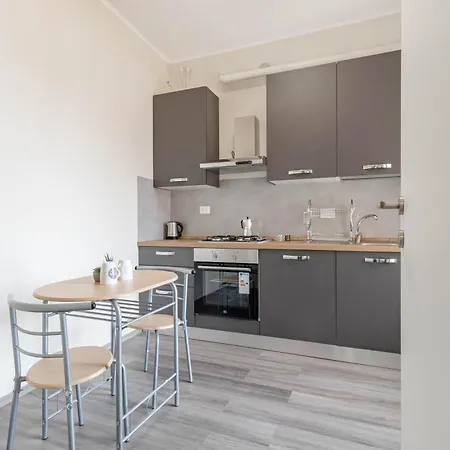 H11 Casa Meridiana Centro - Apartamento